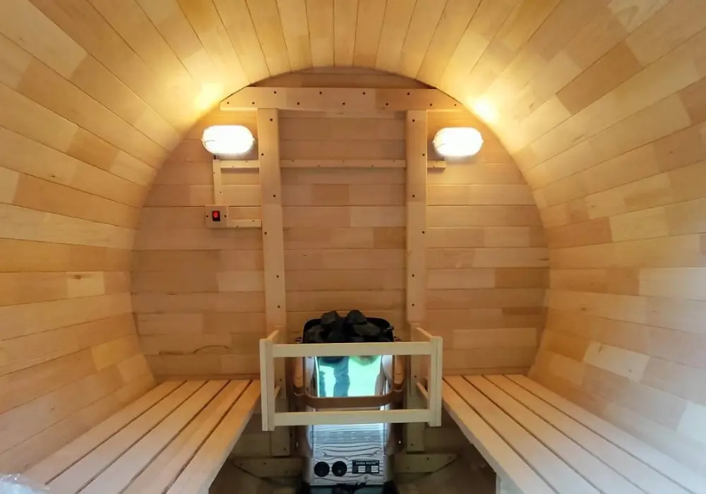 【バレルサウナ】Bタイプ 室内4名用/外椅子なし 1,800×1,800mm＜ヘムロック＞