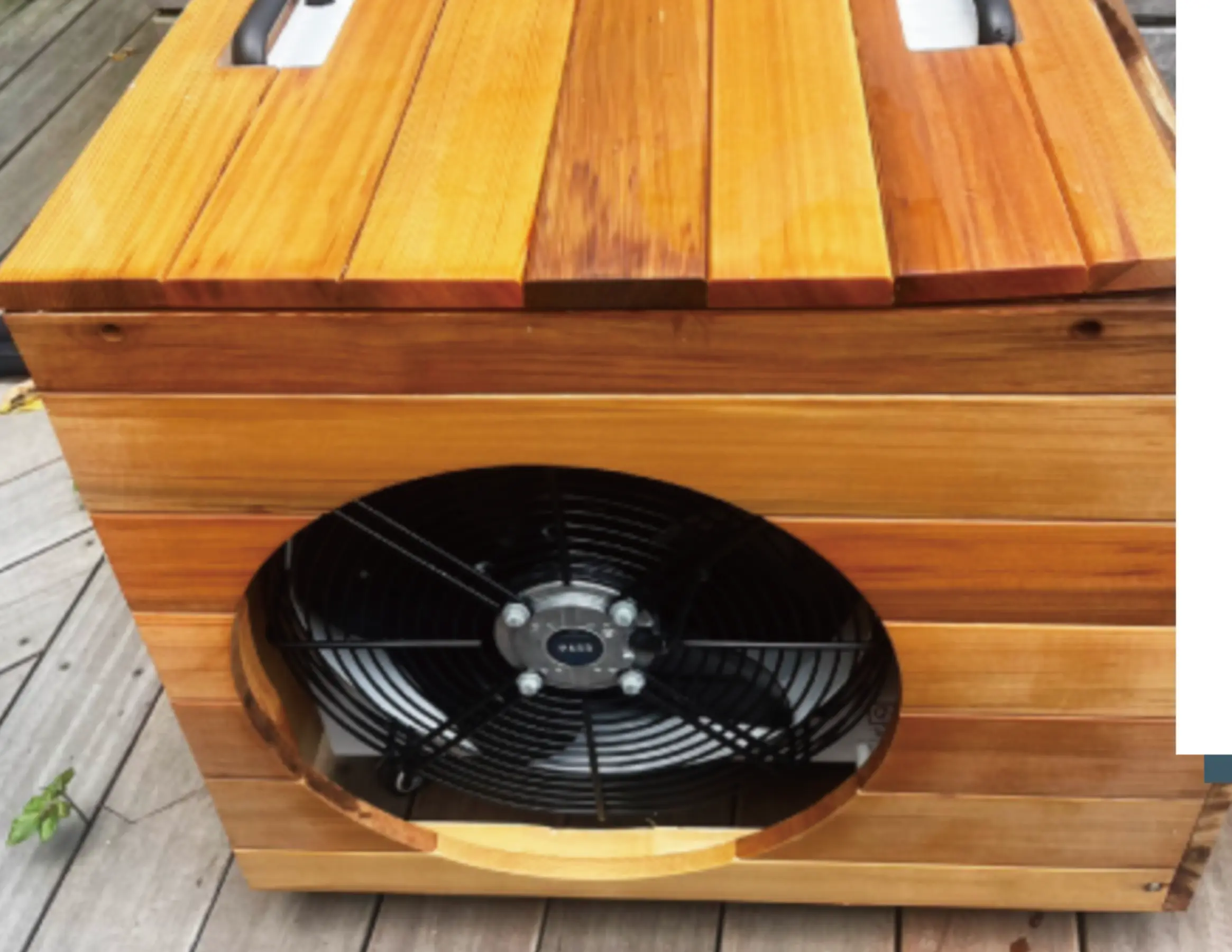 【チラー付き水風呂】楕円型1名用＜レッドシダー＞