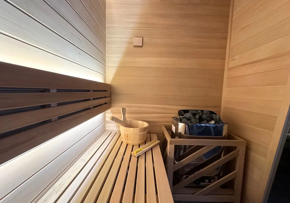 【ホームサウナ】ウッドデザインBタイプ 室内2名用 1,500×1,250×1,950mm＜レッドシダー＞