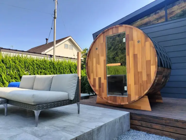 【貸別荘】バレルサウナ(室内4名用)導入事例＜千葉県 貸別荘 CAP MARTIN Funny house様＞